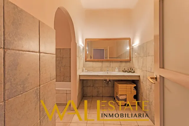 Venta de piso junto a la plaza mayor — 13