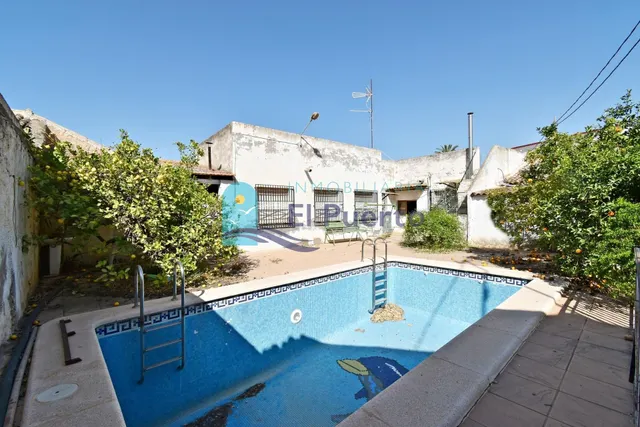 CASA DE CAMPO CON AMPLIA PARCELA EN CUEVAS DE REYLLO - REF 1
