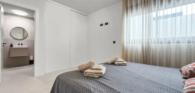 Chalet 4 habitaciones 240m² en venta - DOÑA PEPA — 39