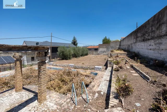TERRENO URBANO BARRIO MONACHIL — 11