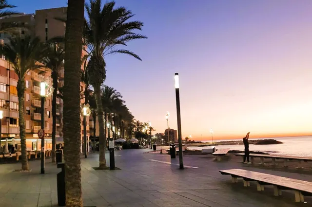 Apartamento céntrico construido en 2024 (aprox. 71 m2 - 3.ª planta) con piscina en la azotea, a solo 250 m de Piscinas Naturales/Playa del Cura, ¡y con licencia turística! — 49