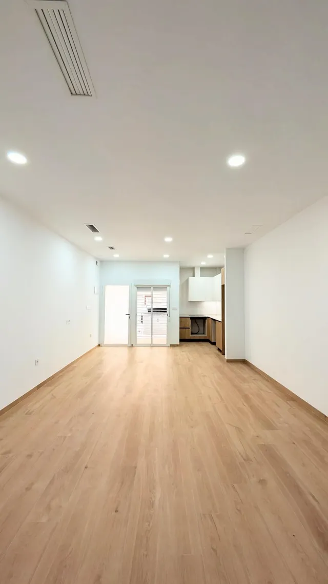 ¡oportunidad única: 2 modelos de planta baja reformada y semiamueblada, exterior en zona poeta miguel hernández! — 17