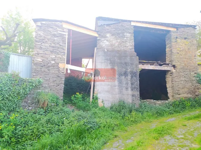 SE VENDE CASA SEMI-REFORMADA EN COESES A 12 KMS DE LUGO. - foto 3