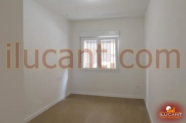 FANTASTICO  PISO CON REFORMA A ESTRENAR JUNTO AV. CONDE LUMIARES — 16