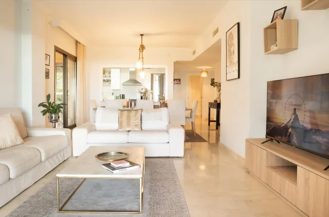 APARTAMENTO EN PLANTA BAJA — 3
