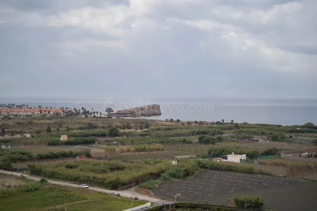 Gran Finca con unas vistas de ensueño en Salobreña!!! - foto 3