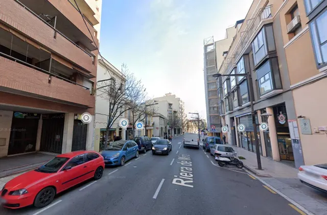 Casa venta OCUPADO en Riera Miro ( sin posesión). — 3