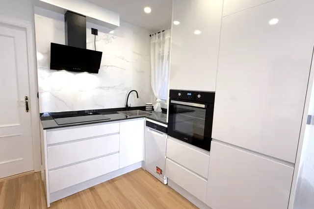 GRAN APARTAMENTO EN TORRVEIEJA: 2 HAB, 1 BAÑO — 10
