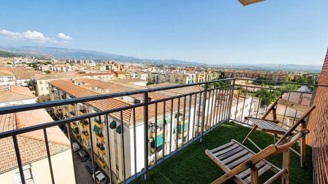 Estupendo piso ALQUILER TEMPORAL; 3 habitaciones en Parque A - foto 2