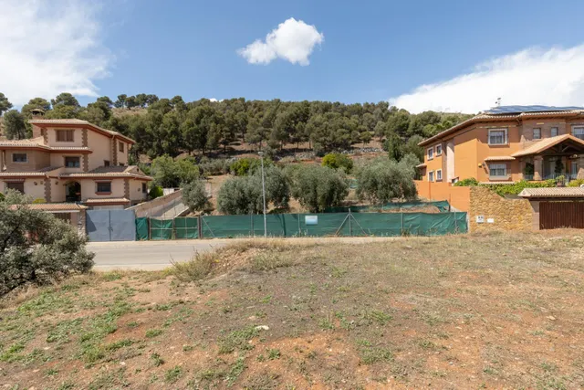 Parcela Urbanizable en Carretera de la Sierra — 23