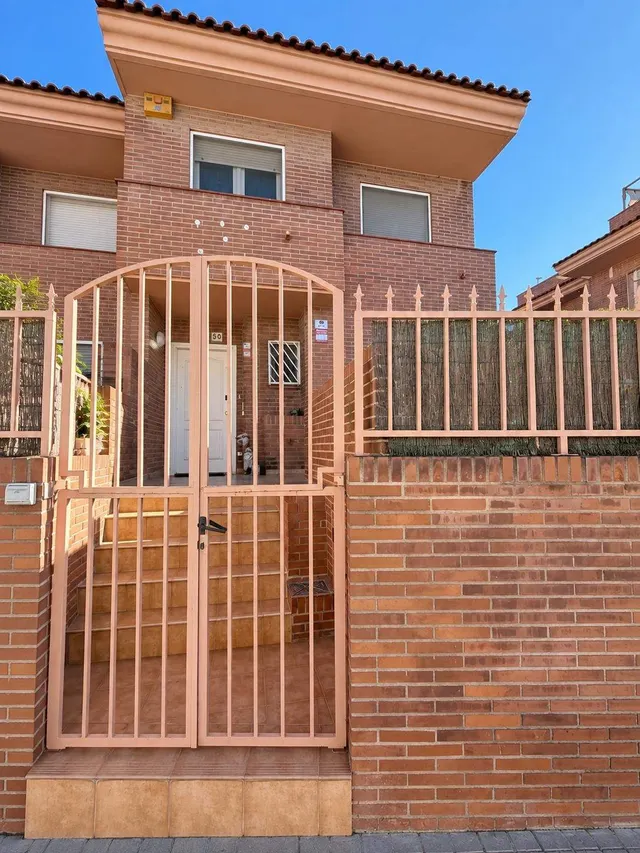 Adosado en venta en Barrio Divina Pastora – Tómbola — 36