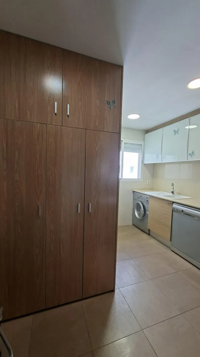 Apartamento con vistas abiertas al mar situado en primera línea playa Daimús — 7