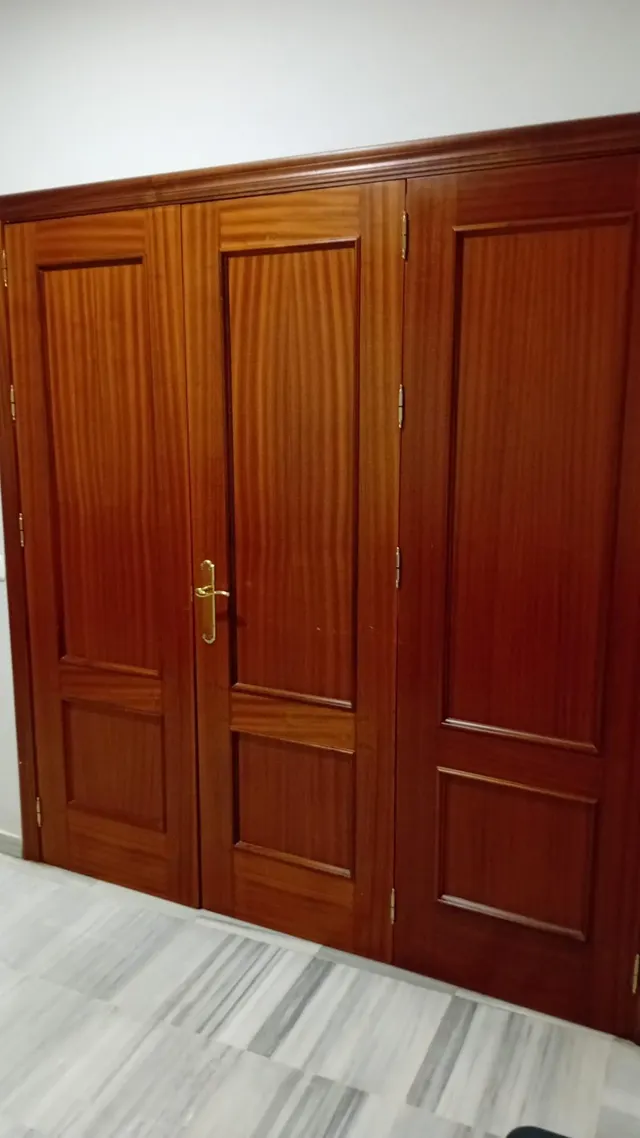 Centro San Vicente, calle Torneo, junto al Río. Excelente apartamento amueblado se alquila. Ascensor. — 16