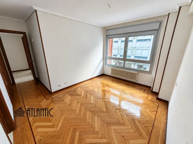 Piso 4 habitaciones 135m² en venta - Corte Inglés — 32