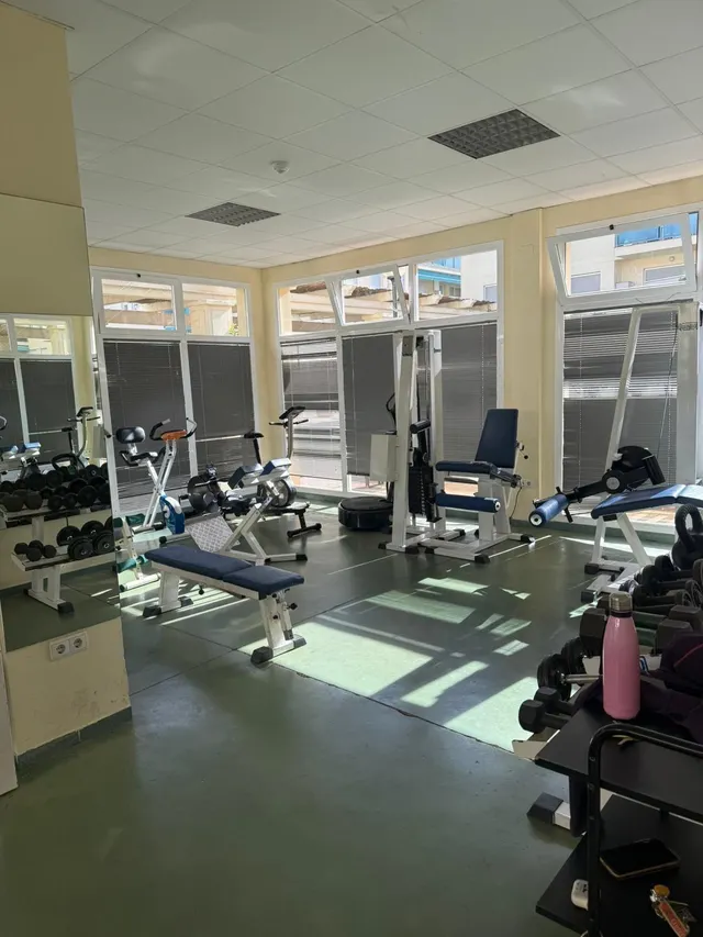 ¡espectacular piso con garaje, piscina, gimnasio y vigilancia 24 horas en calle maría maribrán! ✨ — 41