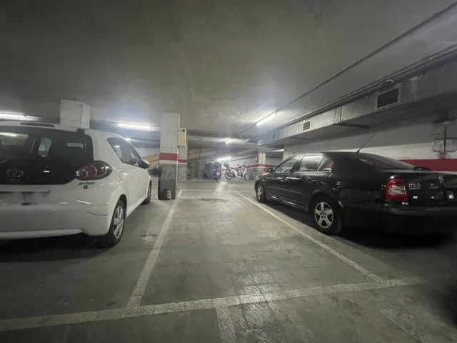 PLAZA DE PARKING JUNTO METRO FONDO