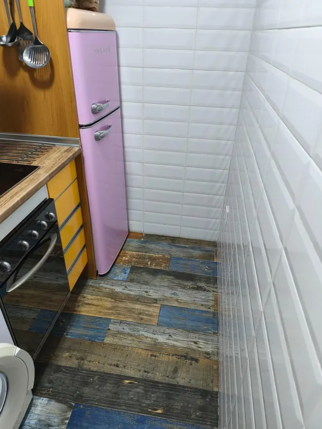 «dos viviendas en una, a 50 metros del mar, en plena calle mayor de Garrucha» — 15