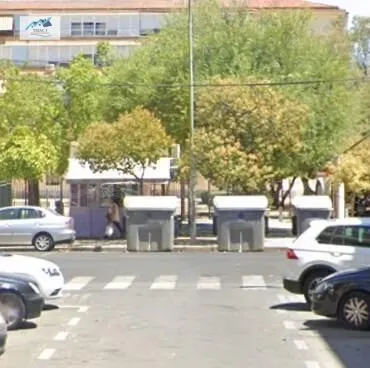 Venta piso en Sevilla — 3