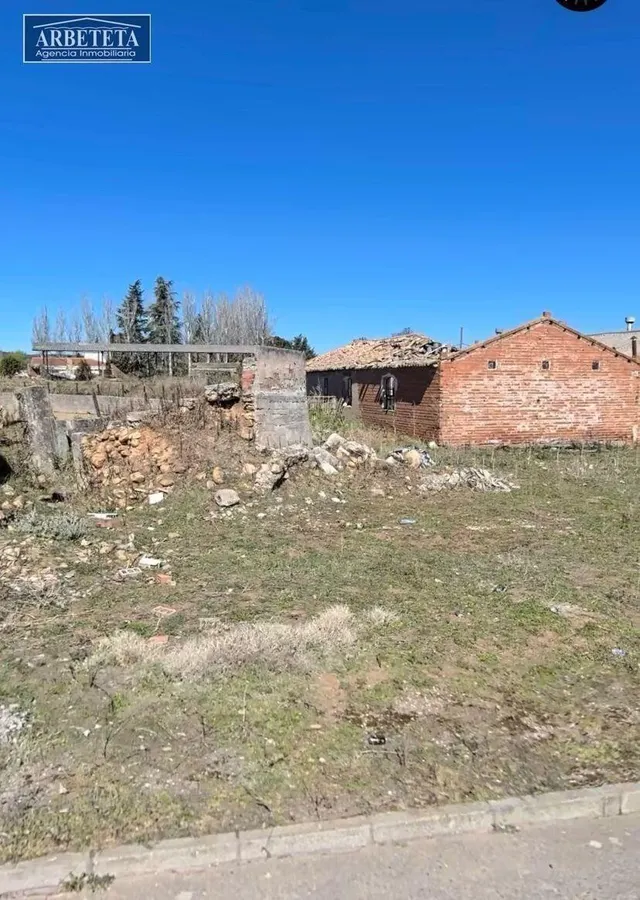 INMOBILIARIA ARBETETA VENDE TERRENO URBANO URBANIZABLE EN HU - foto 2