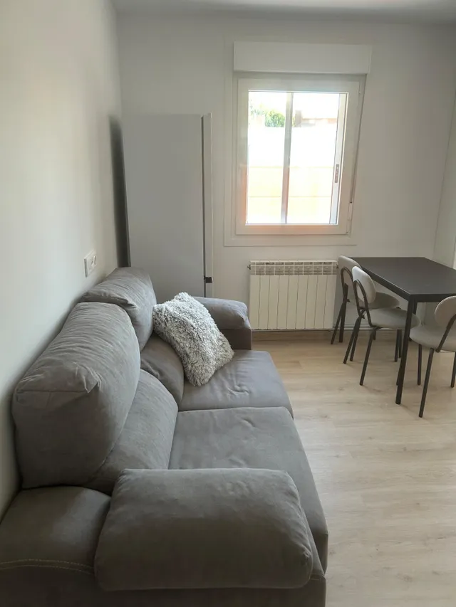 PISO EN ALQUILER AMUEBLADO DE DOS habitaciones Y UN BAÑO - foto 4