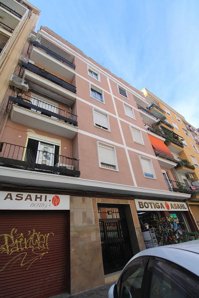 Piso de tres dormitorios en Monteolivete. — 20