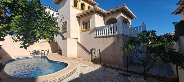 Villa 5 habitaciones 178m² en venta - La Zenia — 38