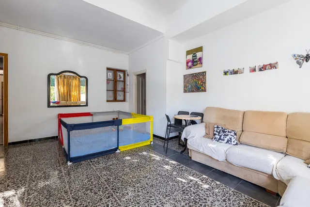 Planta baja de 4 habitaciones con inquilinos — 15