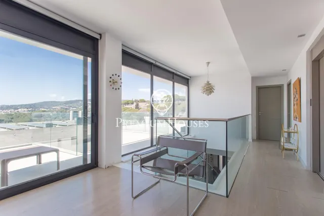 Casa en venta en Sant Vicenç de Montalt con espectaculares vistas al mar — 23