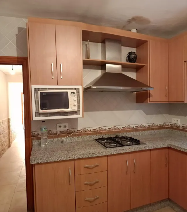 CASA FAMILIAR EN FINES ( ALMERÍA) DE 7 habitaciones. — 14