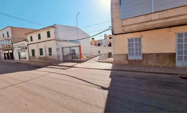 OPORTUNIDAD ÚNICA – MARAVILLOSO SOLAR URBANO EN SANTA MARGAR