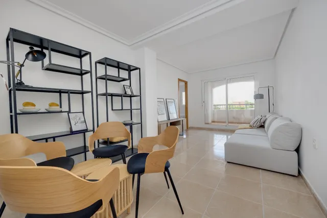 Apartamentos renovados en el centro de San Fulgencio — 14