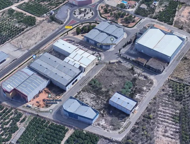 Parcela en venta en polígono industrial - foto 2