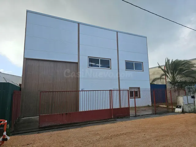 Nave industrial 1482m² en venta - Carretera de Carmona