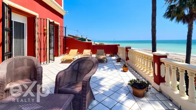 Preciosa Villa frente al mar - foto 5
