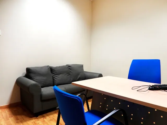 Magnífico local comercial junto a la Plaza Andalucía — 24
