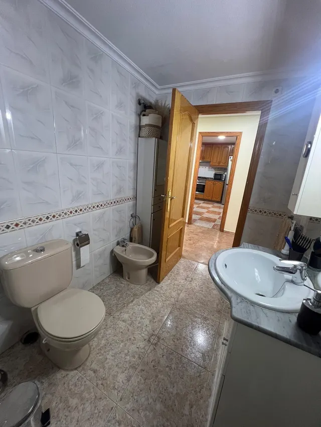 ¡Piso de 147 m2 con gran terraza, ascensor y 4 habitaciones! — 34