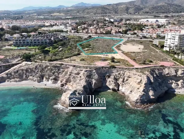 VILLA ADOSADA CON VISTAS AL MEDITERRÁNEO EN EL CAMPELLO. — 5