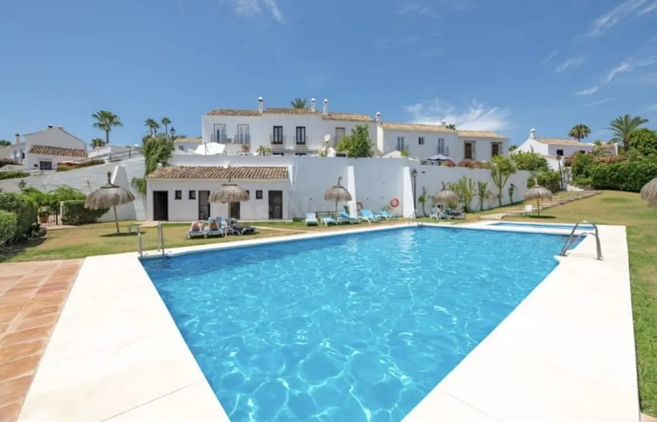 Adosado 2 habitaciones 175m² en alquiler - Marbella