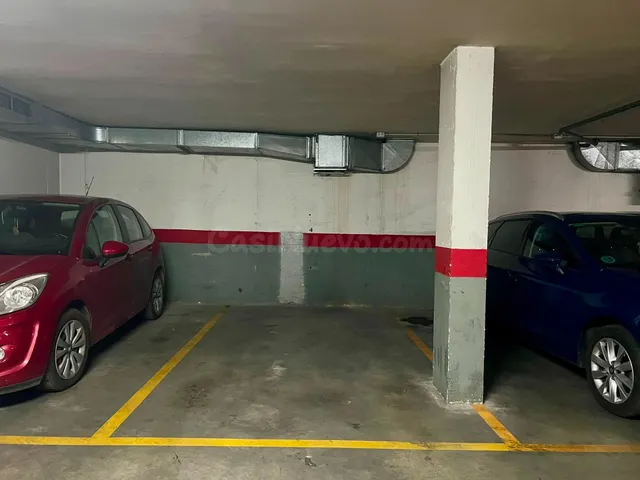 E. Plaza de garaje en Av. Barcelona - foto 4