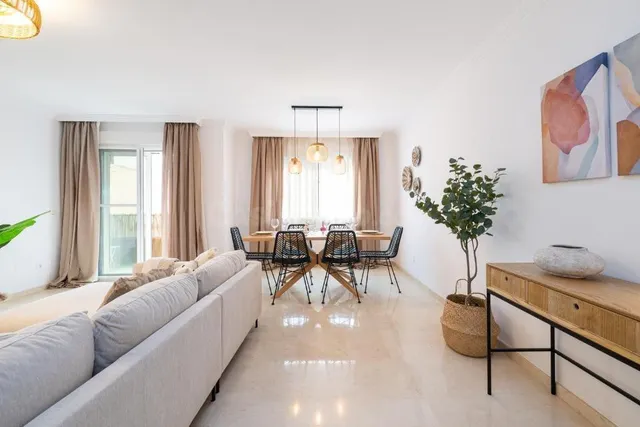 Magnífico piso en pleno centro de Fuengirola — 2