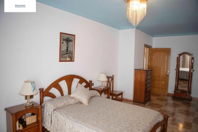 Impresionante Casa en San Pablo, Albacete - Espacio y Comodidad — 48
