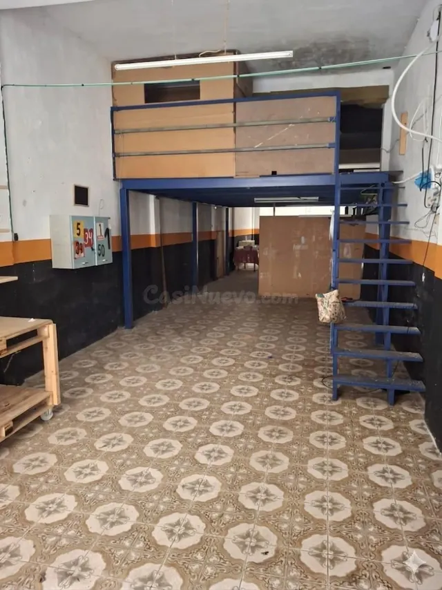 ¡Gran oportunidad en Almazora! Local/Almacén de 109m2 con al - foto 3