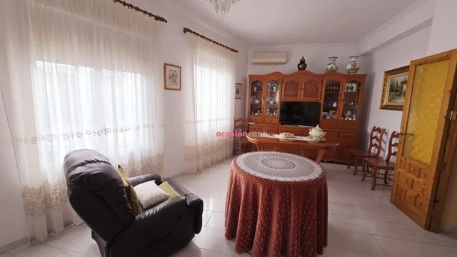 LOCAL Y PISO  EN VENTA EN EL VISO — 21