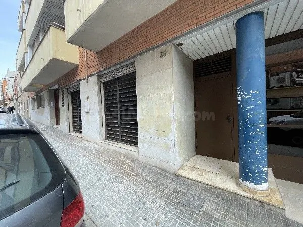 Casa 56m² en venta - Vinyets — 2