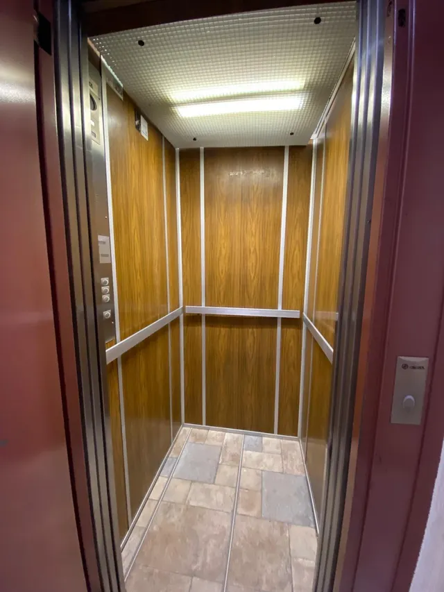 Piso en toscar  para entrar a vivir con 4 habitaciones y ascensor, posibilidad de alq/compra — 17