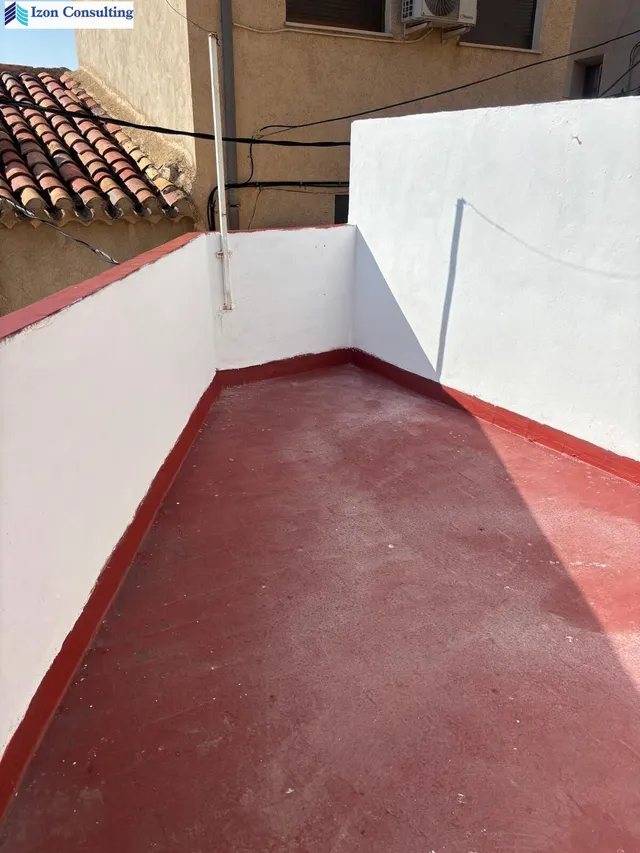 CASA DE 3 habitaciones EN LIÉTOR — 21