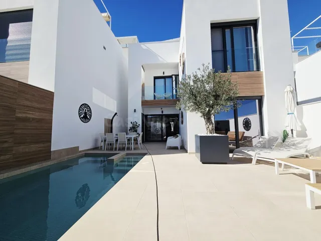 Villa adosada con piscina privada en Benijófar - 290MVC - Ma - foto 2