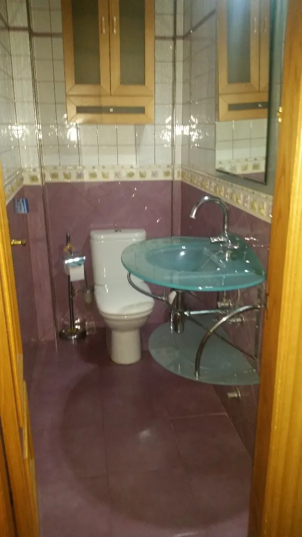 Vivienda de 120 metros más bar de 80 metros.
San Pedro. — 16