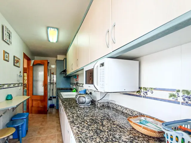 Planta baja con piscina y parking en primera linea de playa de Miramar — 32