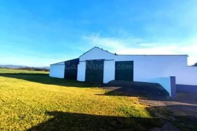 GRAN CASA EN TAPIA DE CASARIEGO CON UN SINFÍN DE POSIBILIDAD - foto 4